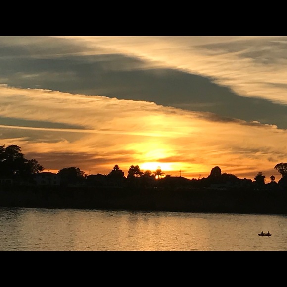 Meet your Posher, Tanisha - Picture 2 of 2